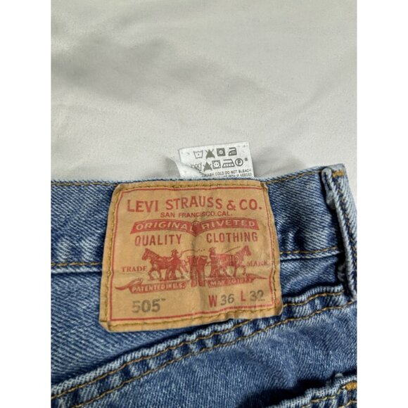 Levi's 505 Straight Fit Jeans Men's 36x32 Classic Blue Denim - Picture 5 of 10